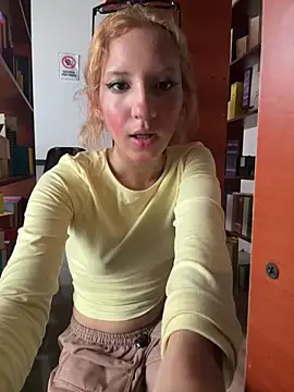 SweetBunnyGF online show from April 2026 09:57:02 PM