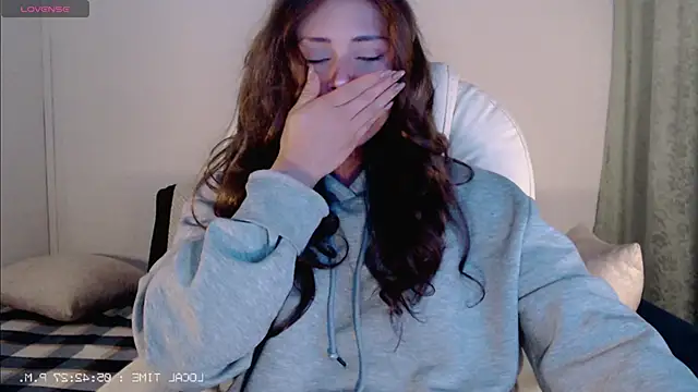 Flor3citarockera online show from October 2025 10:42:02 PM