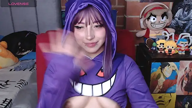  alexa19pretty  online show from April 2026 06:37:01 PM