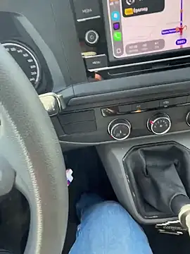 julienCr7 online show from April 2026 10:07:02 AM