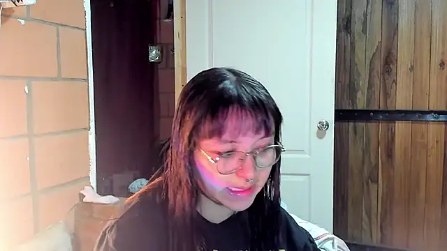 Violetaa Leee online show from September 2025 02:35:01 AM