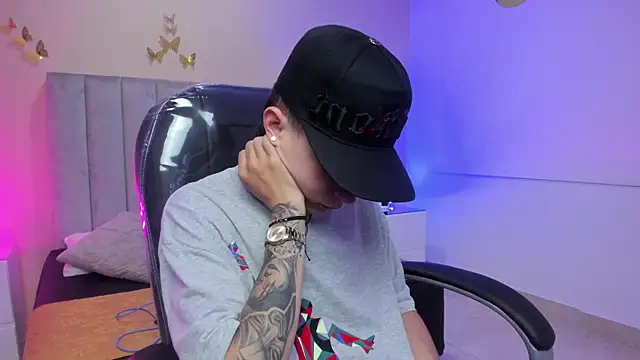 Nascary Fox online show from March 2026 12:09:01 PM