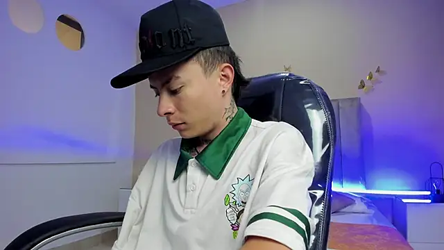 Nascary Fox online show from April 2026 12:39:01 PM