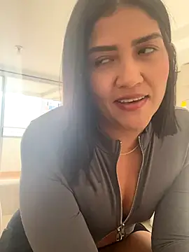 Lustunionn online show from September 2025 09:04:02 PM