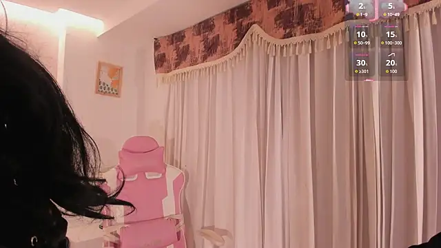 mia yeager online show from November 2025 03:40:02 AM