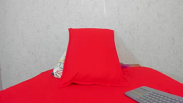 scarlett646 online show from October 2025 03:10:02 AM