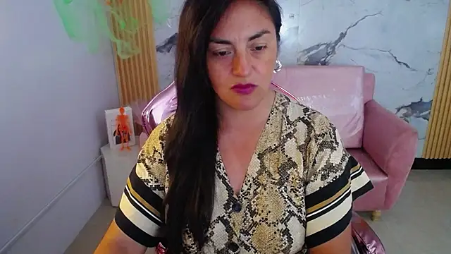 tamara ch1 online show from October 2025 02:55:01 AM