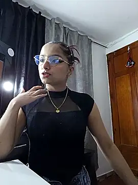 Snapshot of NaughtyLola_26 chatting on October 2025 08:26:01 PM NaughtyLola 26 online show from October 2025 08:26:01 PM