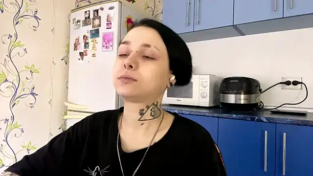 CandaceBlaze online show from October 2025 08:20:02 PM