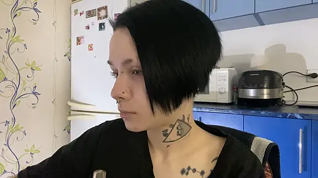 CandaceBlaze online show from October 2025 08:32:01 PM