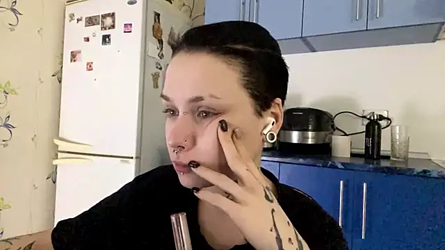 CandaceBlaze online show from November 2025 08:08:01 PM