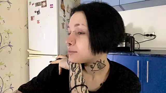 CandaceBlaze online show from November 2025 08:09:01 PM