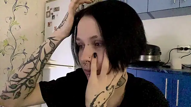 CandaceBlaze online show from November 2025 08:19:02 PM