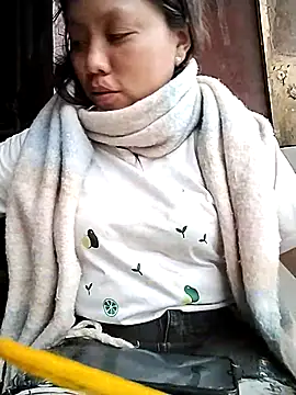 venu00 online show from March 2026 09:25:01 AM