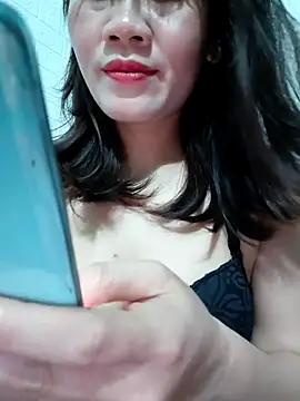 Snapshot of Singlemom69x chatting on June 2026 02:51:01 AM Singlemom69x online show from June 2026 02:51:01 AM