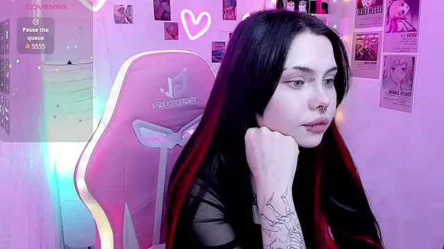 Morana Batt online show from April 2026 06:19:01 AM