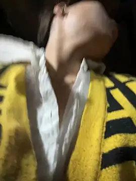 Ngoc-bbi online show from April 2026 10:51:02 PM