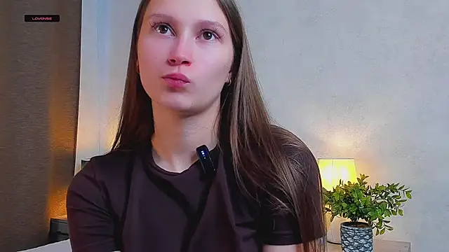 Snapshot of MelaniSeiver chatting on September 2025 01:18:01 AM MelaniSeiver online show from September 2025 01:18:01 AM