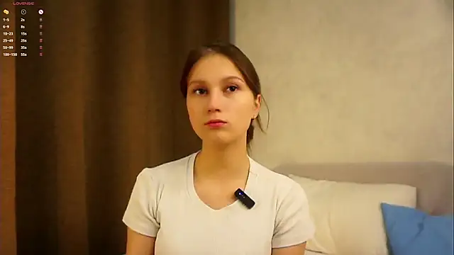 Snapshot of MelaniSeiver chatting on September 2025 01:11:01 AM MelaniSeiver online show from September 2025 01:11:01 AM