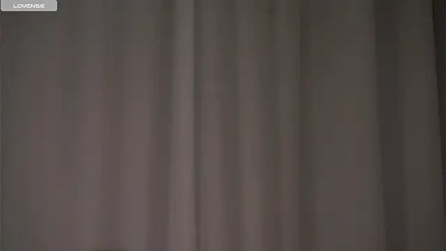 MelaniSeiver online show from December 2025 01:21:02 AM