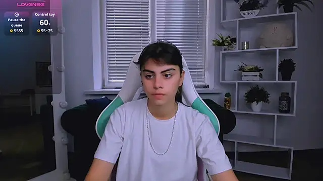 Cocoa Sins online show from October 2025 06:48:01 AM