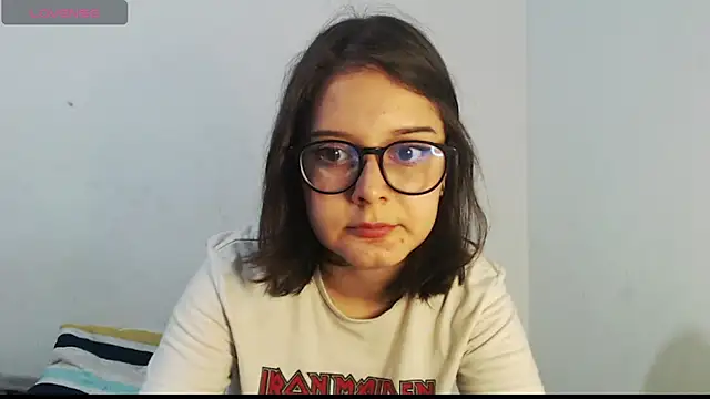 MadieLorez online show from September 2025 07:04:01 PM