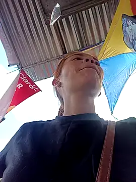 dulcelatin21 online show from October 2025 07:09:02 PM