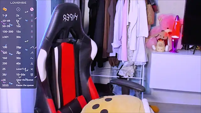 ZoyaMill online show from October 2025 05:32:02 AM