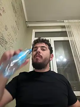 Sam Gladiator online show from November 2025 06:20:02 PM