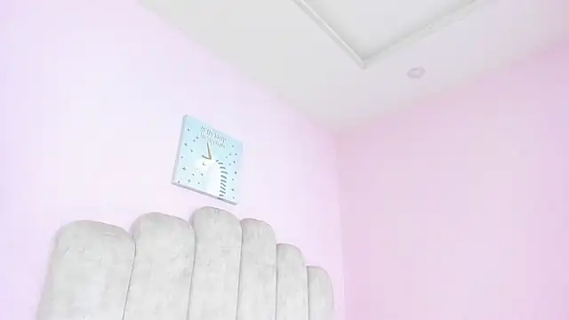 paula cosio online show from September 2025 03:16:02 PM