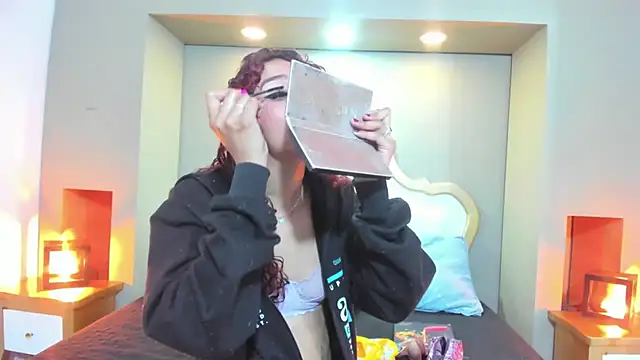 Snapshot of AteneaGreyy chatting on October 2025 11:54:02 AM AteneaGreyy online show from October 2025 11:54:02 AM