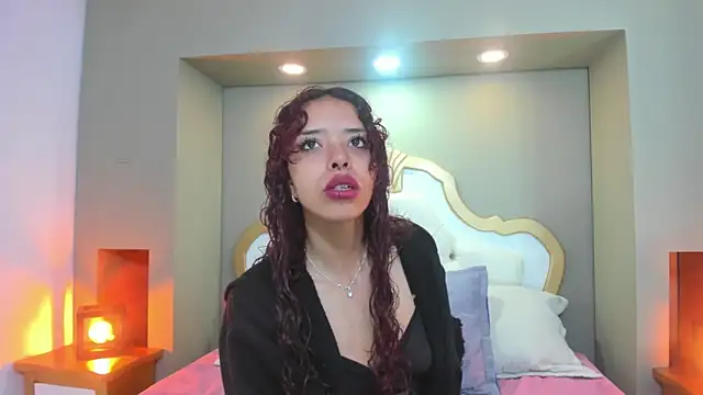 Snapshot of AteneaGreyy chatting on October 2025 11:51:02 AM AteneaGreyy online show from October 2025 11:51:02 AM