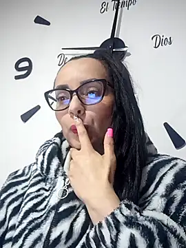 Snapshot of sarita_star chatting on November 2025 01:55:01 AM sarita star online show from November 2025 01:55:01 AM