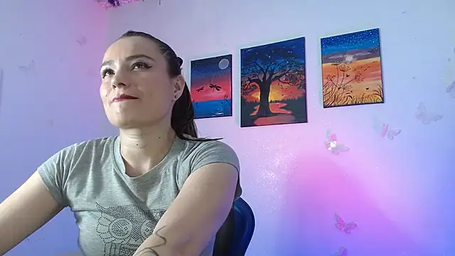 danna 888 online show from April 2026 10:07:02 PM