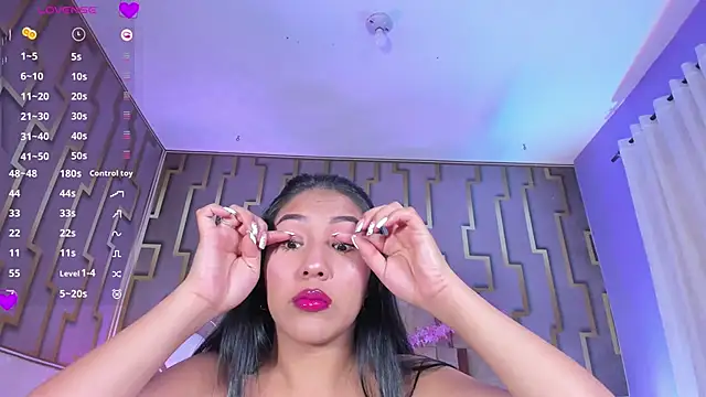 luna maisonn online show from February 2026 04:38:02 AM