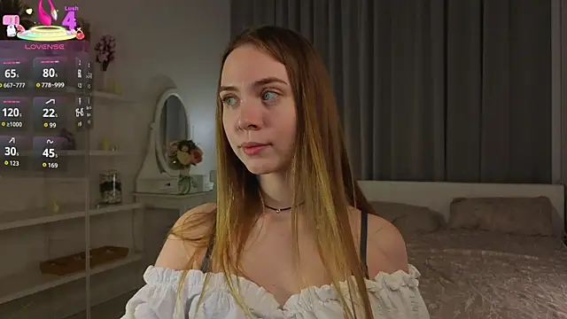 CarollSmithh online show from October 2025 08:42:02 PM