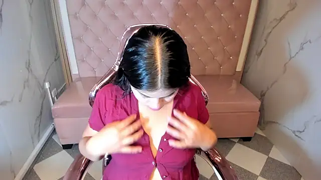 Victoria b  online show from October 2025 07:59:01 PM