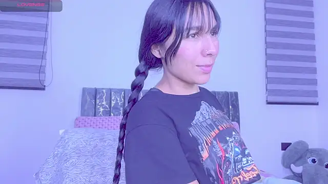 greciadom555 online show from November 2025 05:10:01 AM