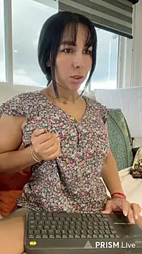 greciadom555 online show from April 2026 09:54:01 PM