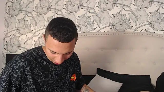 Luna Noire1 online show from April 2026 03:28:02 AM