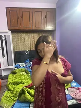 goodvibesonly44445 online show from November 2025 09:06:02 PM