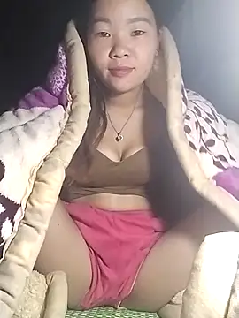 lylylove online show from November 2025 08:43:02 PM