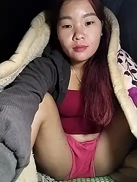 lylylove online show from December 2025 08:34:01 AM