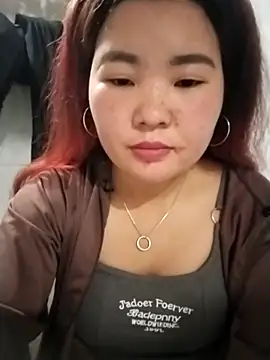 lylylove online show from March 2026 11:09:01 PM