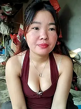 Snapshot of lylylove chatting on July 2026 11:33:01 PM lylylove online show from July 2026 11:33:01 PM