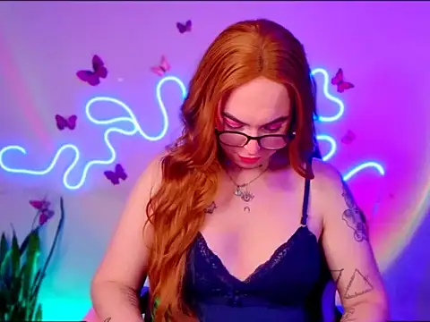 Snapshot of VIckSexyDoll chatting on October 2025 01:14:02 AM VIckSexyDoll online show from October 2025 01:14:02 AM