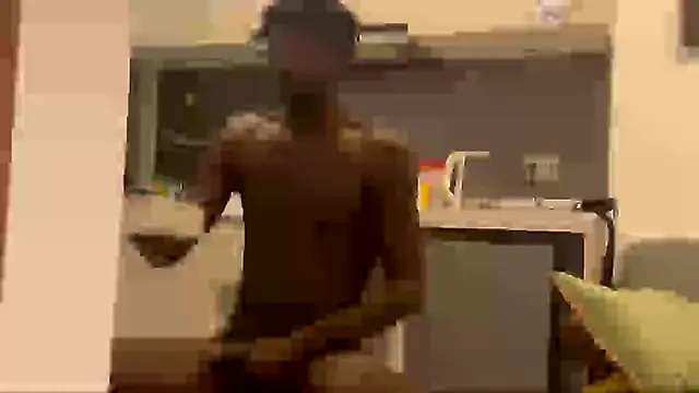 JuicyBlackD83 online show from December 2025 04:51:01 AM