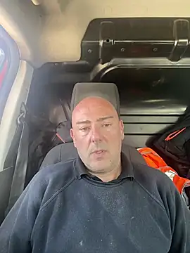 Richmcgee online show from April 2026 12:09:02 PM