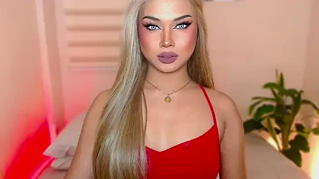 Snapshot of MissRumi_Hunter chatting on October 2025 12:44:02 AM MissRumi Hunter online show from October 2025 12:44:02 AM