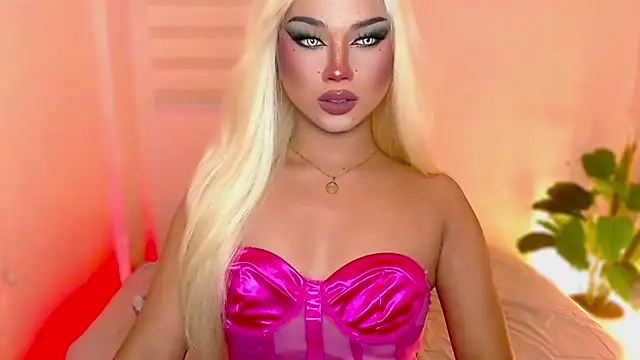 Snapshot of MissRumi_Hunter chatting on November 2025 06:26:02 AM MissRumi Hunter online show from November 2025 06:26:02 AM